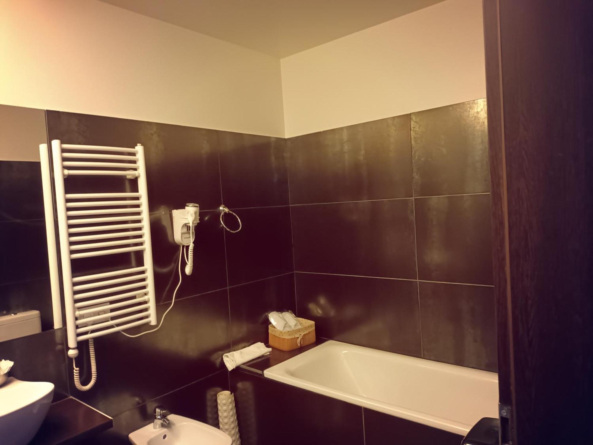 Rezidencija Grizulo Ratai Guest House Sasnava Ngoại thất bức ảnh