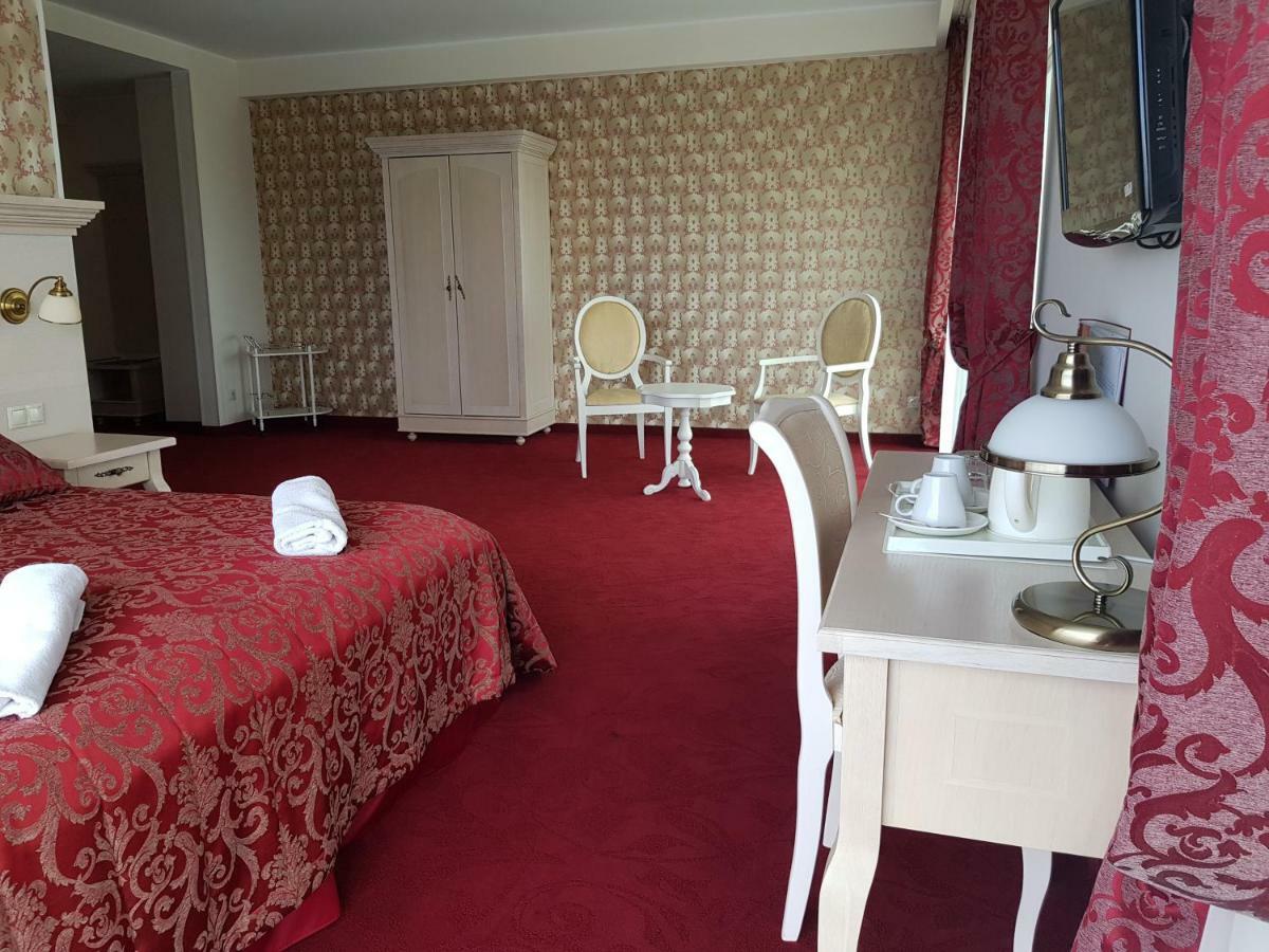 Rezidencija Grizulo Ratai Guest House Sasnava Ngoại thất bức ảnh
