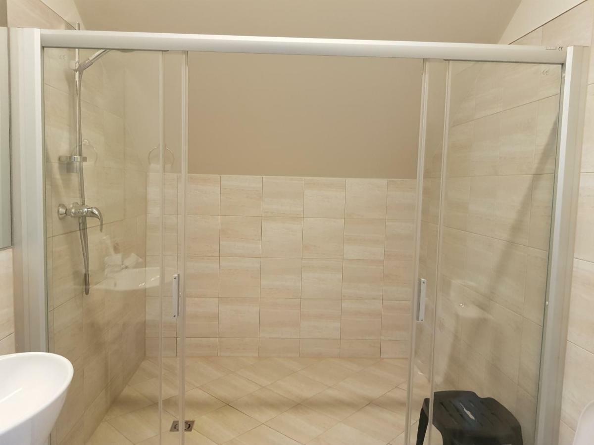 Rezidencija Grizulo Ratai Guest House Sasnava Ngoại thất bức ảnh