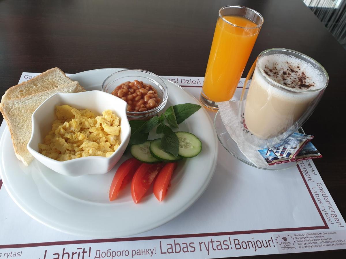 Rezidencija Grizulo Ratai Guest House Sasnava Ngoại thất bức ảnh